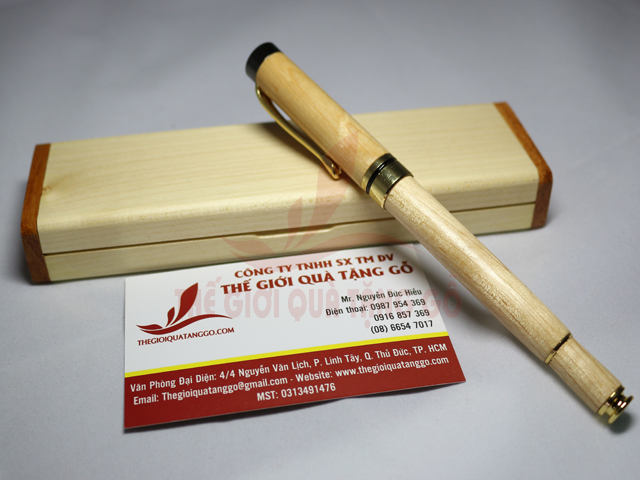 Hộp bút gỗ và bút gỗ maple
