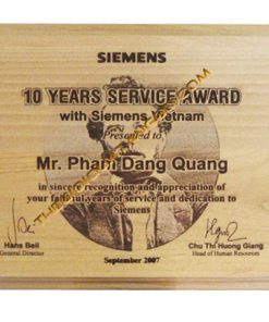 Bảng Vinh Danh Bằng Gỗ Khắc Laser Chân Dung