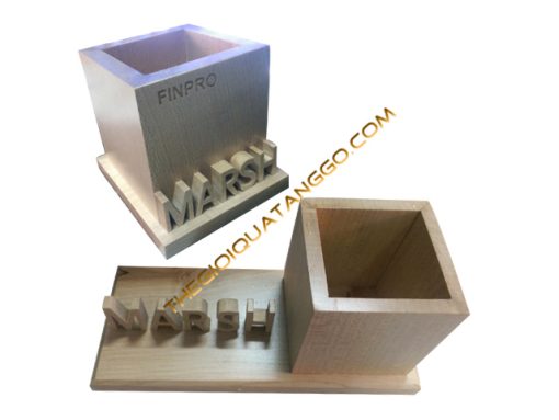 Hộp Lọ Cắm Bút Gỗ Chữ Nổi